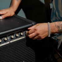 Marshall Bromley 750 (черный/латунь) Image #12